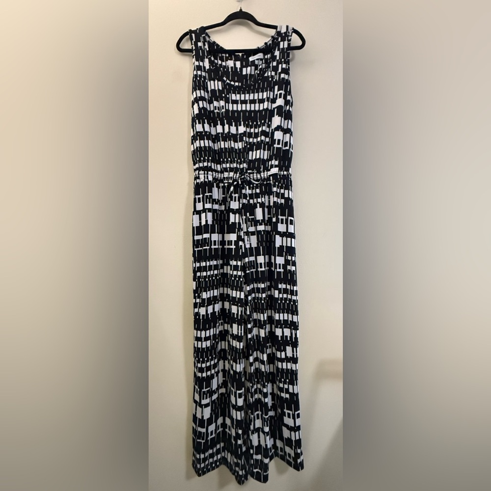 Calvin Klein Sleeveless Jumpsuit in Black and White -‎ 8